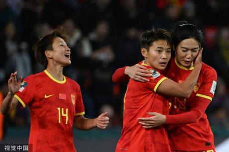 女足1-6背后：中国女足注册球员8000人 英格兰是180万……