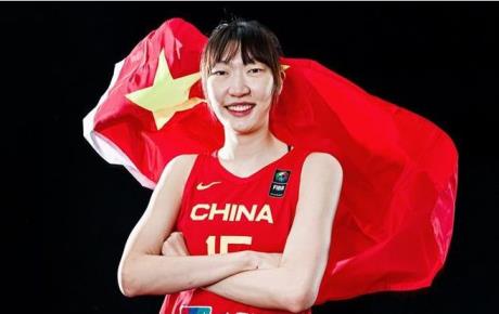 韩旭备战亚运:回应WNBA处境+亚洲杯夺冠意义重大 李梦赞她像姚明