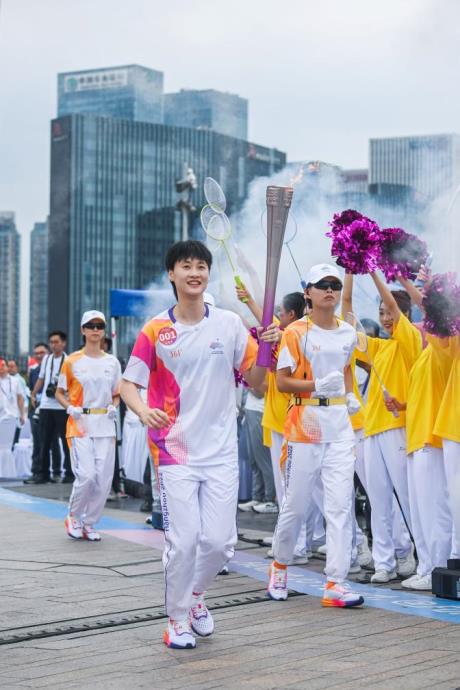 奔向同一个梦想——杭州亚运会火炬手期待体育精神“闪耀时刻”